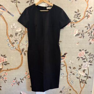Stella McCartney Black Crewneck Short Sleeve Midi Dress, 44